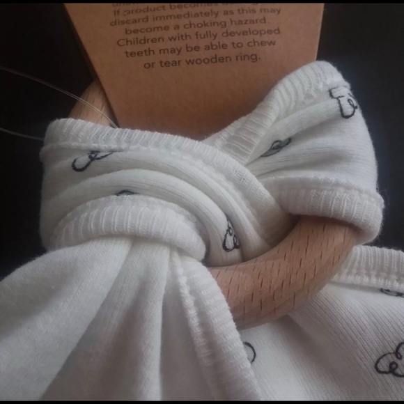 👶🏼 🦷 🧸 Rae Dunn Baby Teething Ring - Picture 8 of 8